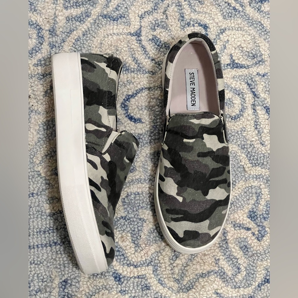 Steve Madden slip ons.